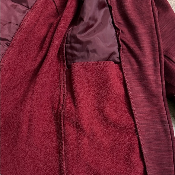 Ariat Women's Red Jacket - Picture 11 of 15